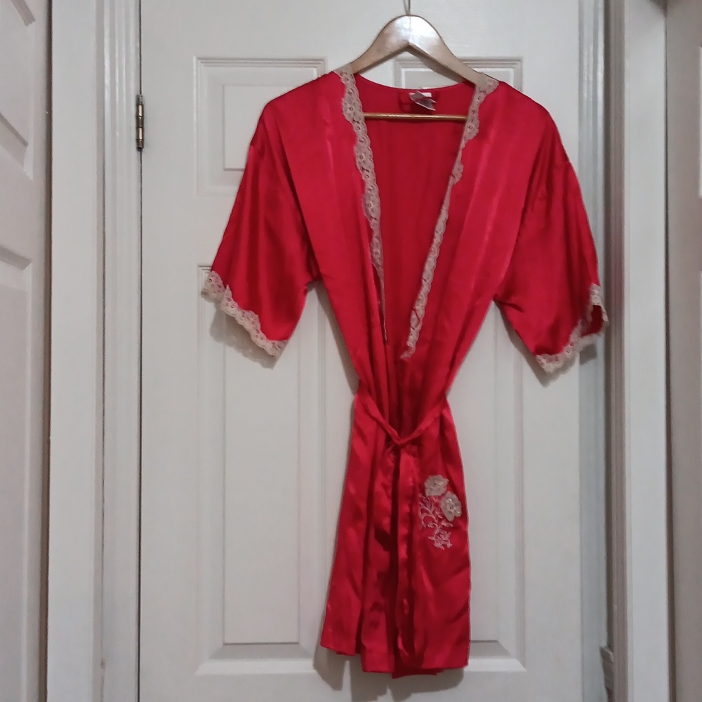 Cherry Vanilla robe